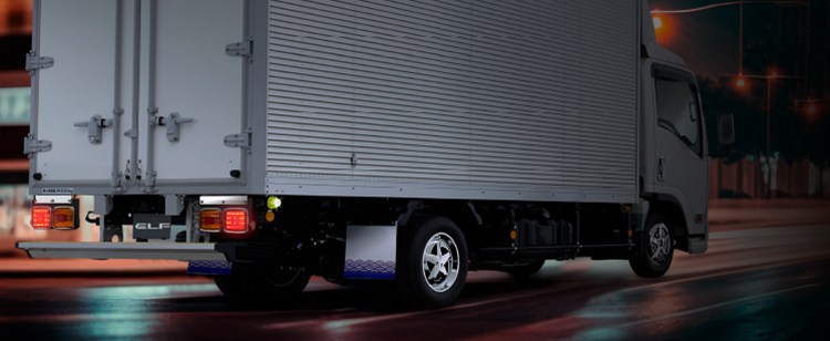For truck body 架　装 細やかな心遣いでトラブルを未然に防ぎ、安全ドライブに貢献。